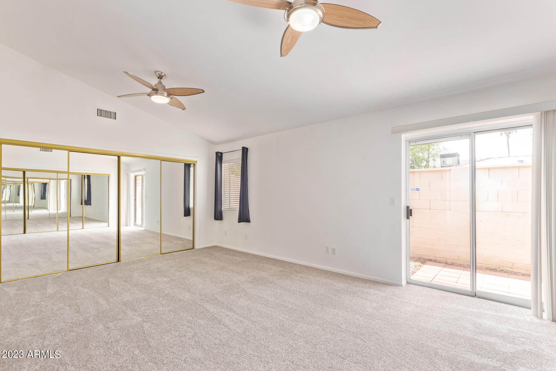 2625 East Roma Avenue Phoenix, AZ 85016 - Photo 10 of 15 11 Roma 2625