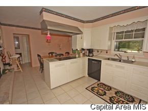 2161 Lindsay Road Springfield, IL 62704 - Photo 4 of 11