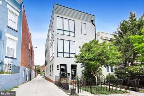 $849,000 | 310 V Street Northeast, Unit 1, Washington, DC 20002