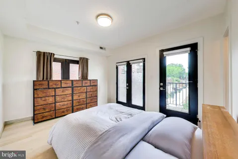 $849,000 | 310 V Street Northeast, Unit 1, Washington, DC 20002