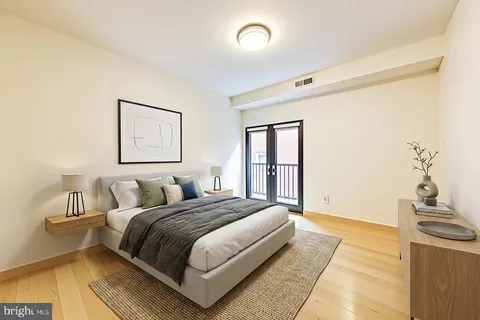 $849,000 | 310 V Street Northeast, Unit 1, Washington, DC 20002