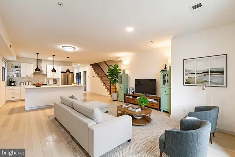 $849,000 | 310 V Street Northeast, Unit 1, Washington, DC 20002