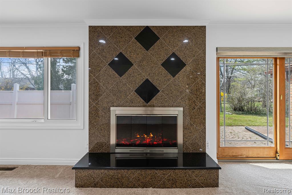 32036 Red Clover Road Farmington Hills, MI 48334 - Photo 8 of 44