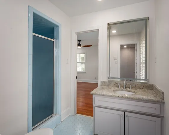$349,900 | 102 Colonial Drive, Florence, AL 35633