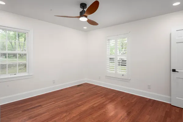 $349,900 | 102 Colonial Drive, Florence, AL 35633