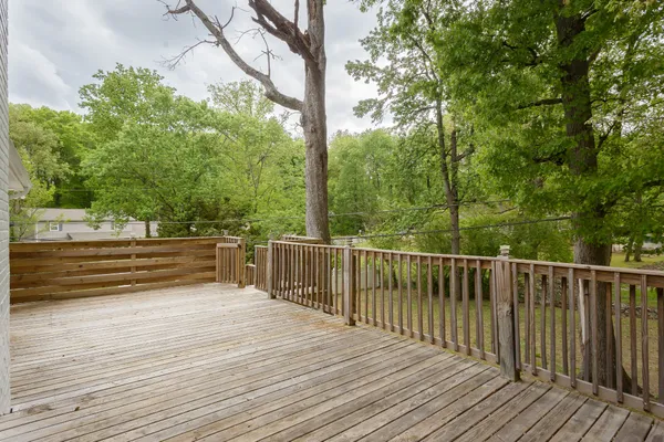 $349,900 | 102 Colonial Drive, Florence, AL 35633