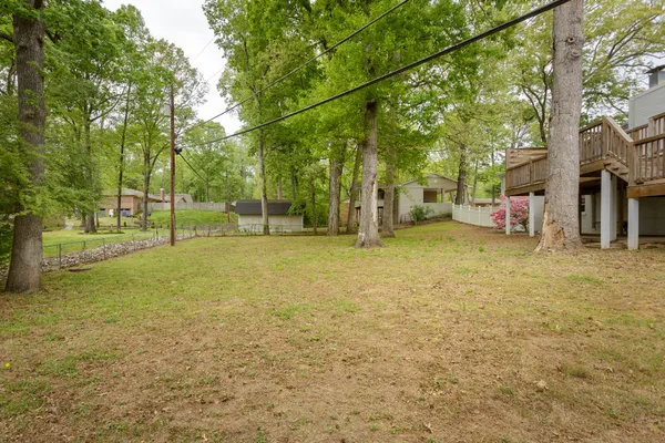 $349,900 | 102 Colonial Drive, Florence, AL 35633