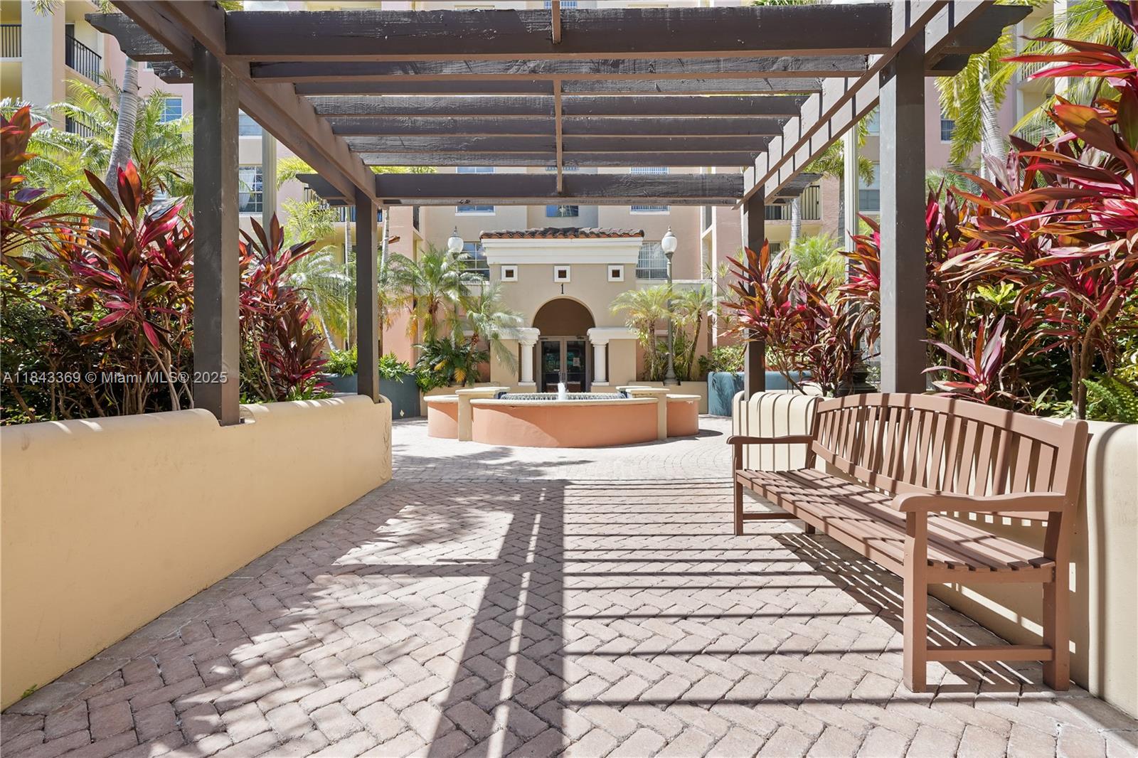 520 Southeast 5th Avenue, Unit 3503 Fort Lauderdale, FL 33301 - Photo 14 of 37