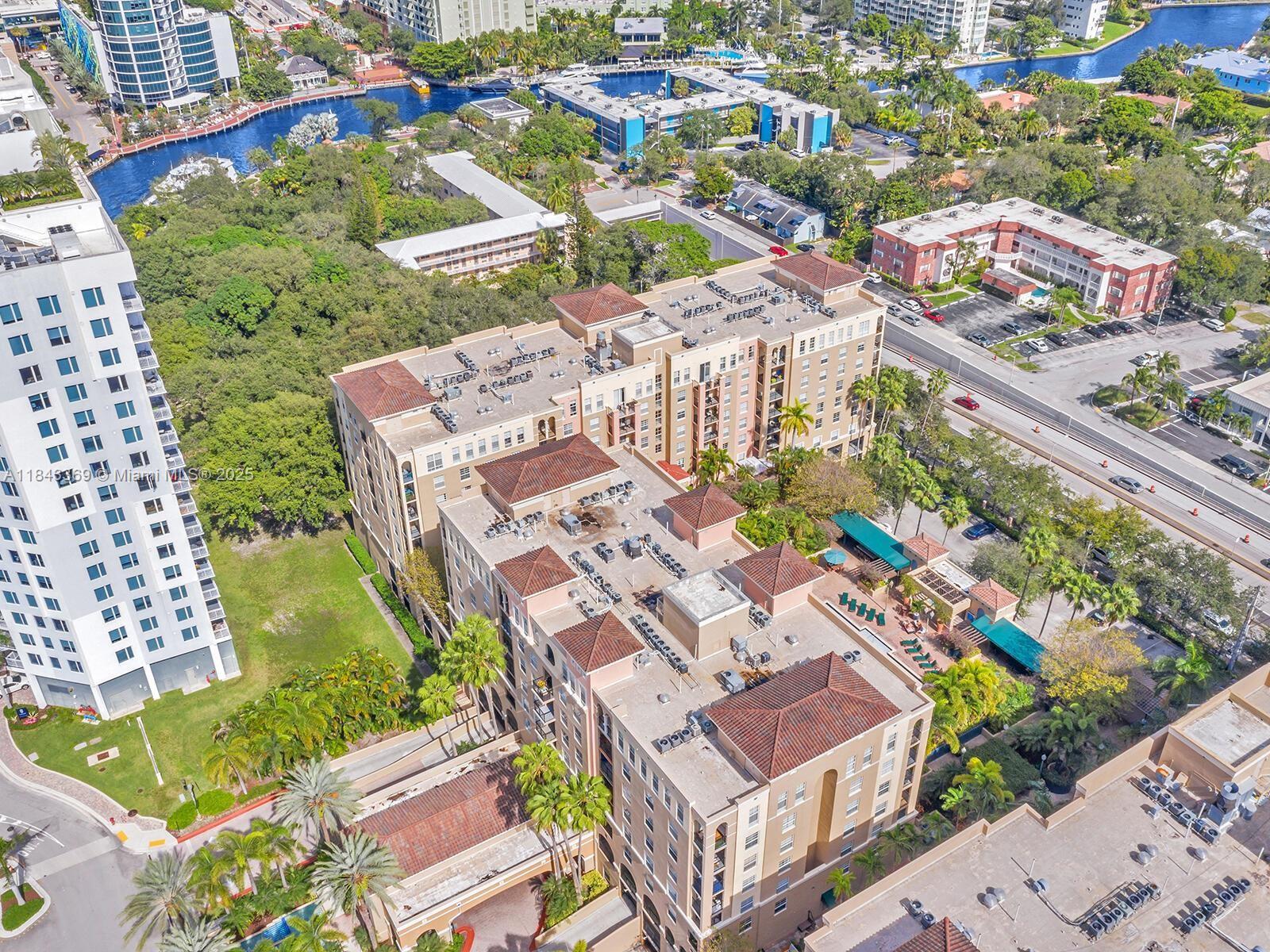 520 Southeast 5th Avenue, Unit 3503 Fort Lauderdale, FL 33301 - Photo 5 of 37 a city view with tall buildings