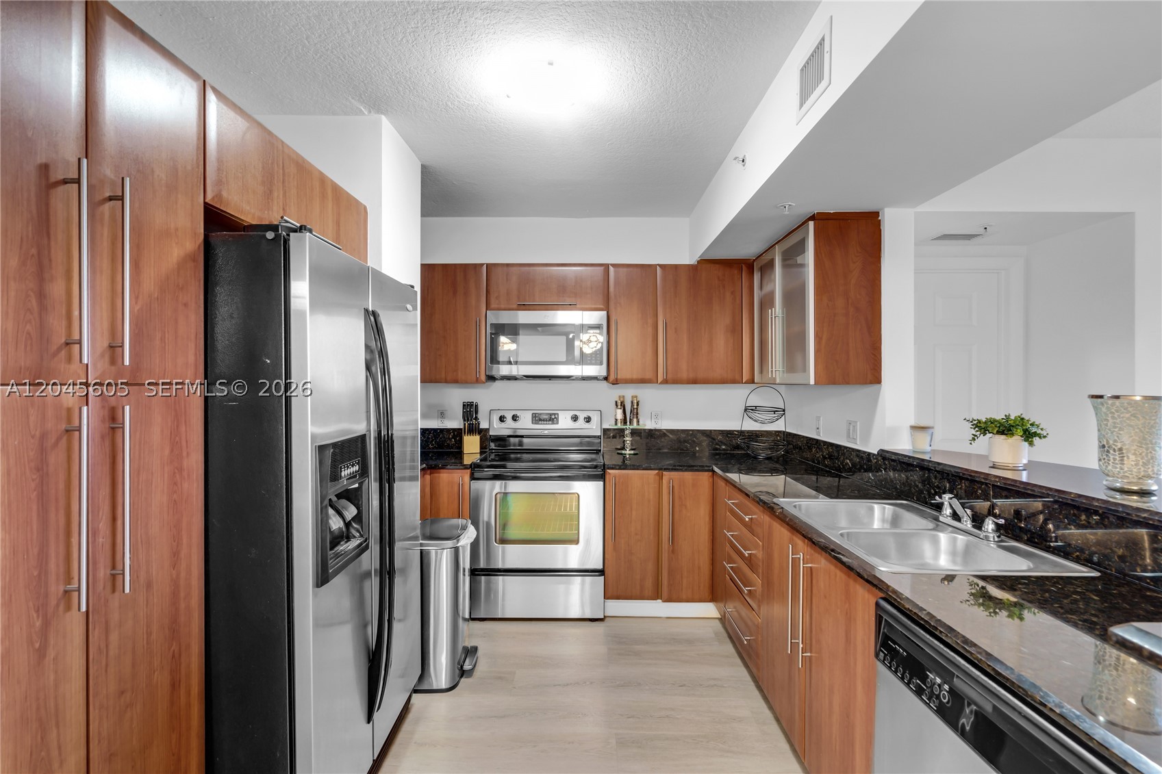 3232 Southwest 22nd Street, Unit 804 Miami, FL 33145 - Photo 18 of 32 Gallery Image 18