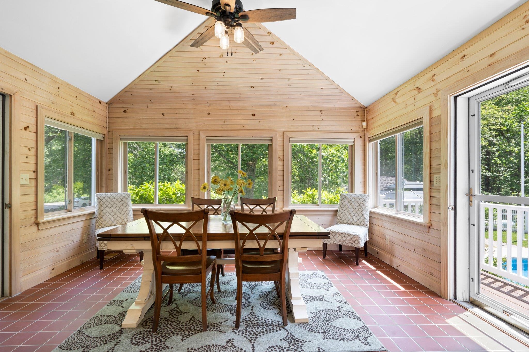 102 Kensington Road Hampton Falls, NH 03844 - Photo 15 of 40