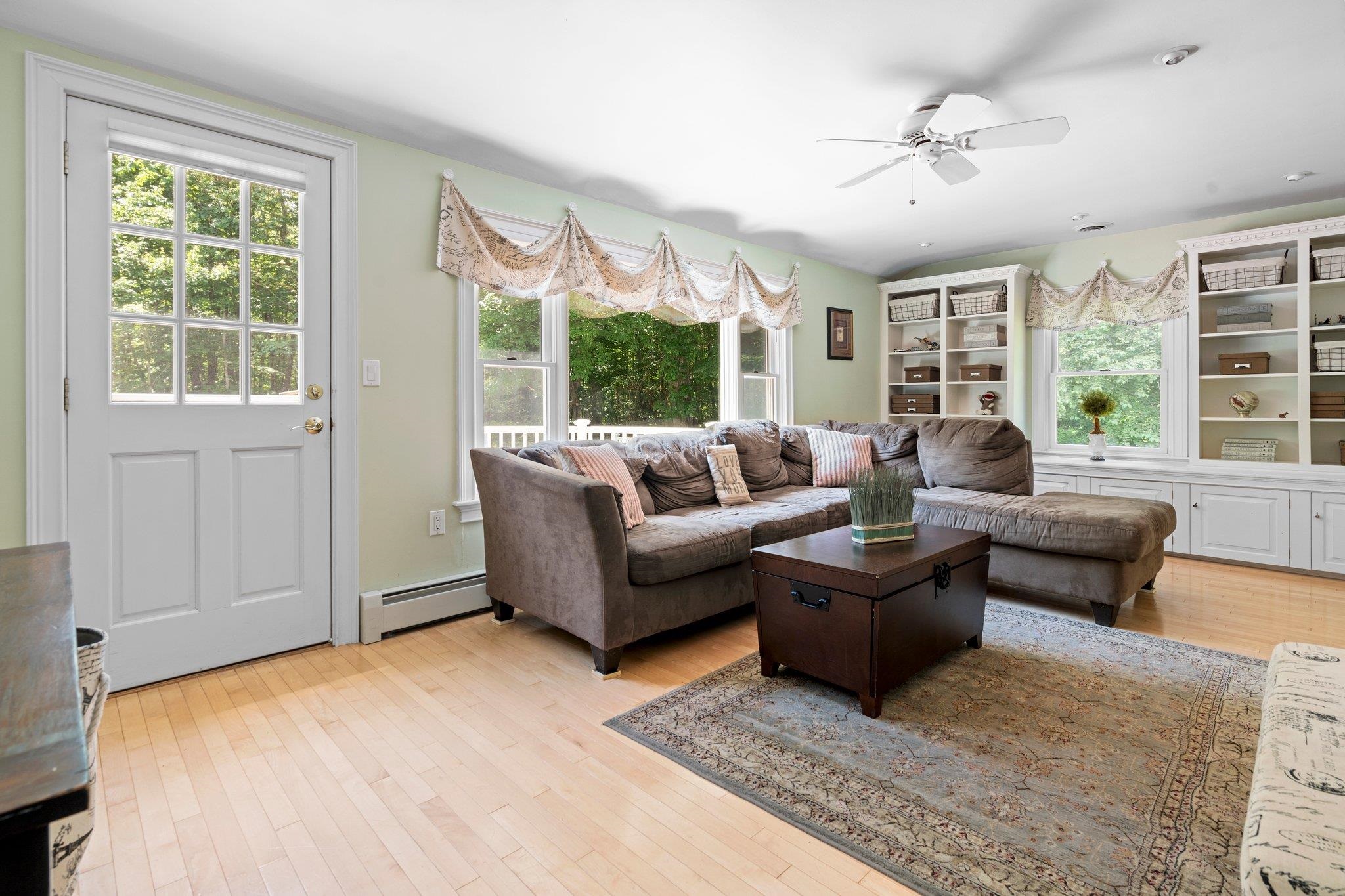 102 Kensington Road Hampton Falls, NH 03844 - Photo 17 of 40