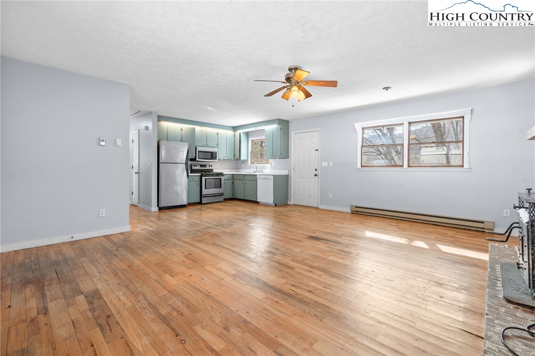 176 Parkway Ridge Boone, NC 28607 - Photo 3 of 30