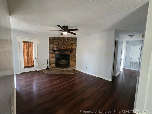 $1,450 | Undisclosed Address, Fayetteville, NC 28314