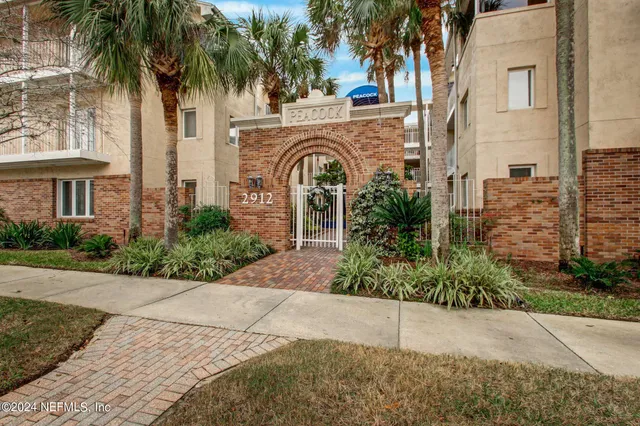 $2,200 | 2912 St Johns Avenue, Unit 24, Jacksonville, FL 32205