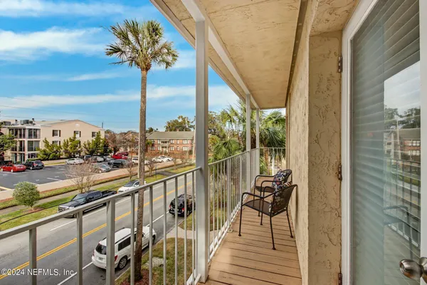 $1,995 | 2912 St Johns Avenue, Unit 24, Jacksonville, FL 32205