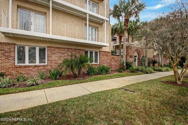 $2,200 | 2912 St Johns Avenue, Unit 24, Jacksonville, FL 32205