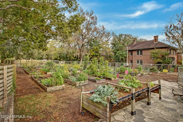 $1,995 | 2912 St Johns Avenue, Unit 24, Jacksonville, FL 32205