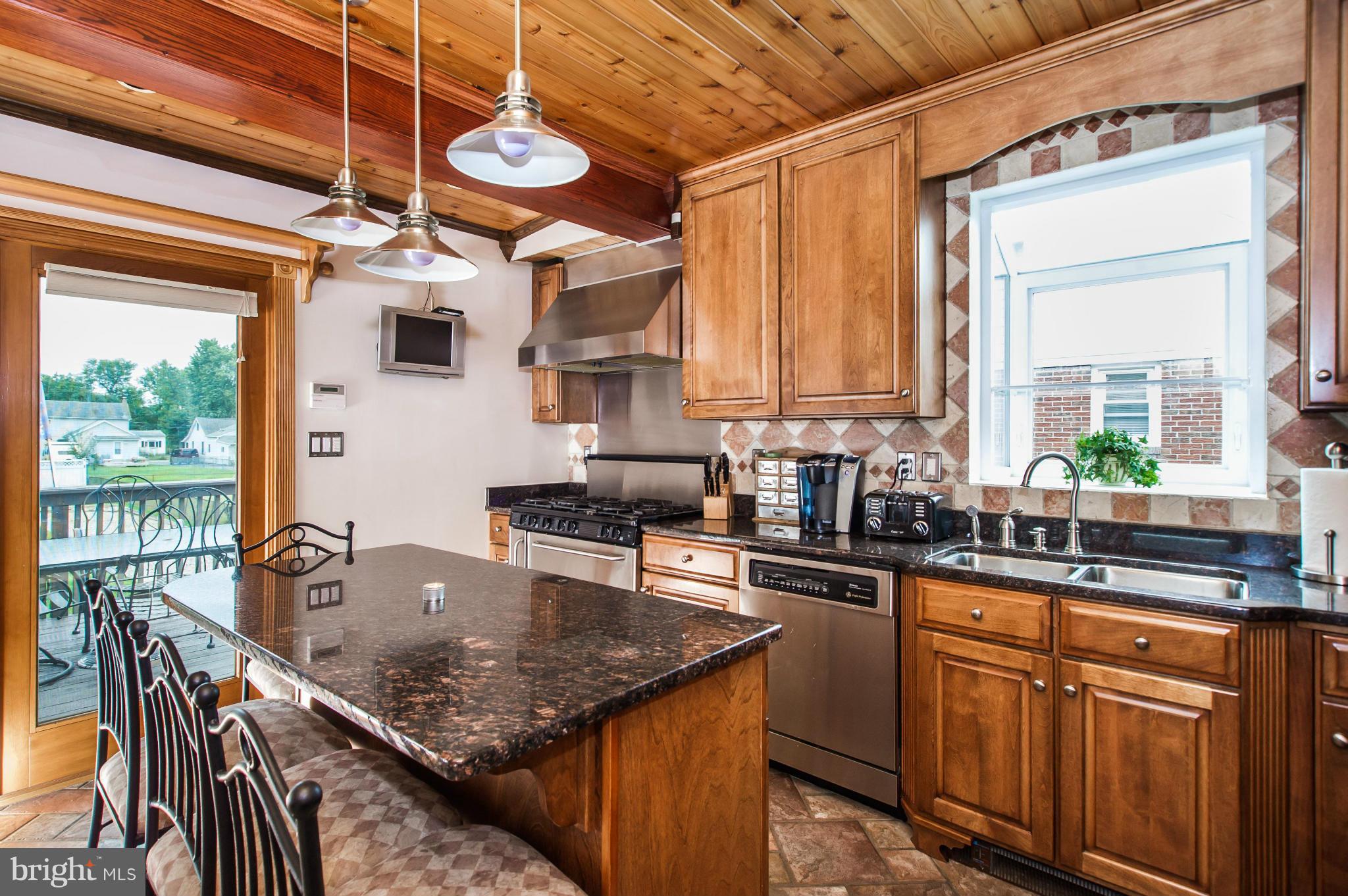 355 Nicholson Road Baltimore, MD 21221 - Photo 13 of 30 Kitchen