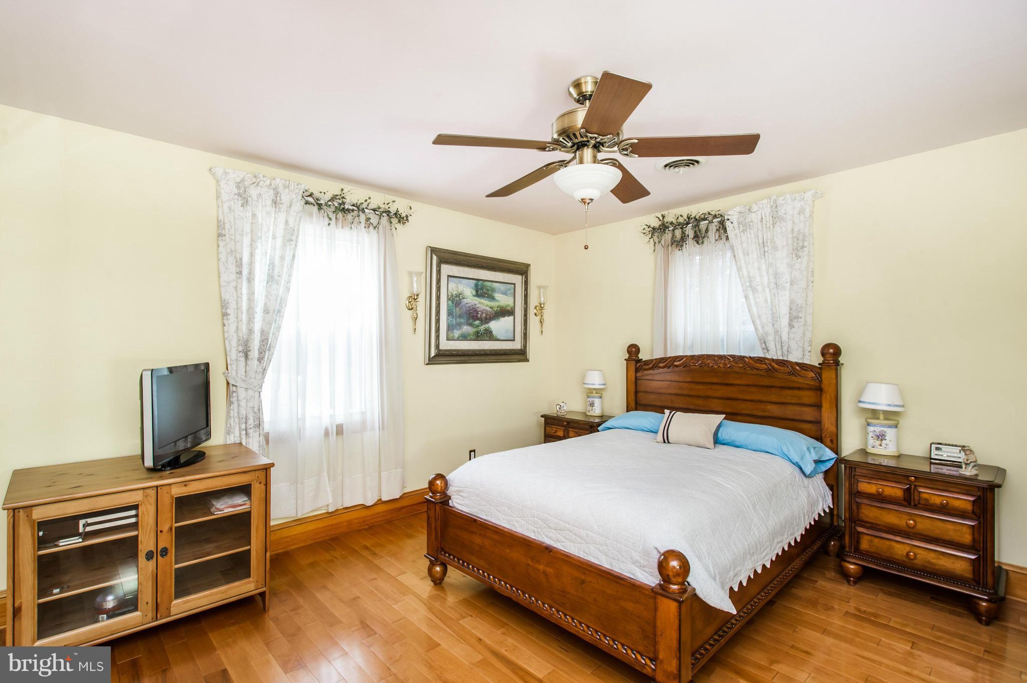 355 Nicholson Road Baltimore, MD 21221 - Photo 20 of 30 Bedroom