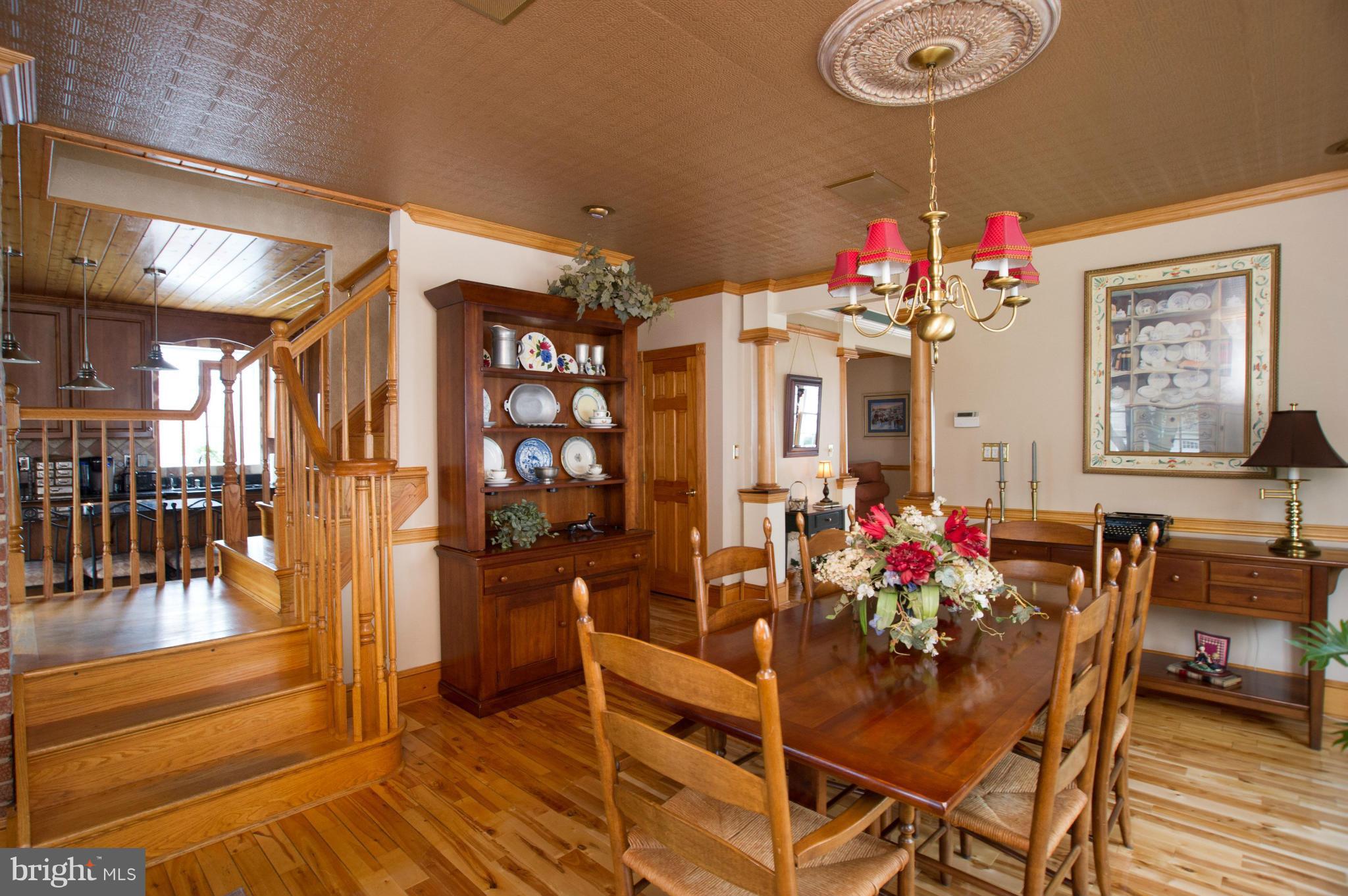 355 Nicholson Road Baltimore, MD 21221 - Photo 8 of 30 Dining Room