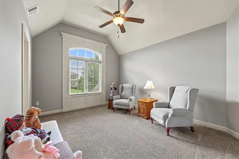 $950,000 | 11775 Northwest 81 Street, Parkville, MO 64152
