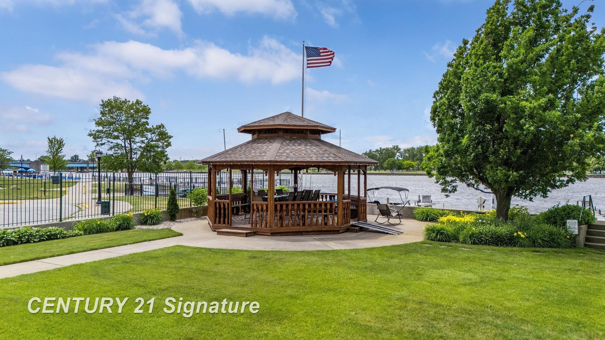 225 Jennison Place Bay City, MI 48708 - Photo 35 of 64