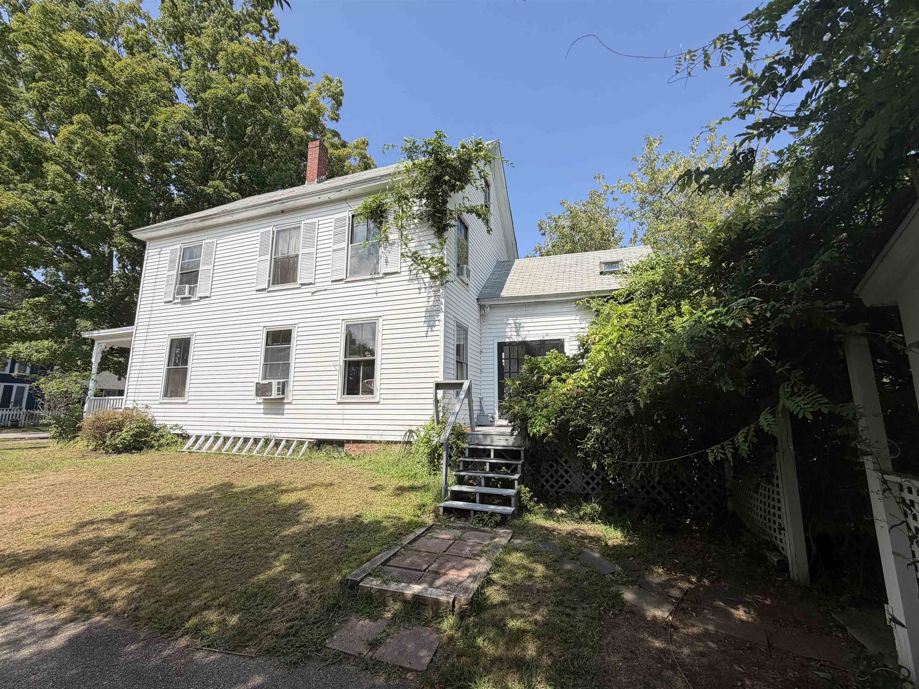 20 Carroll Street Exeter, NH 03833 - Photo 3 of 28 Gallery Image 3
