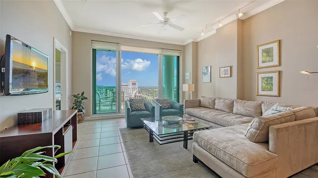 $689,000 | 1771 Ringling Boulevard, Unit 1206, Sarasota, FL 34236