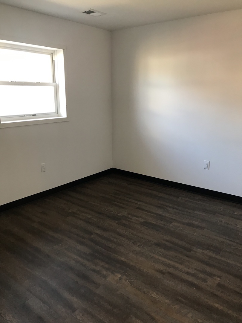 1860 Nottingham Drive Aurora, IL 60505 - Photo 12 of 26