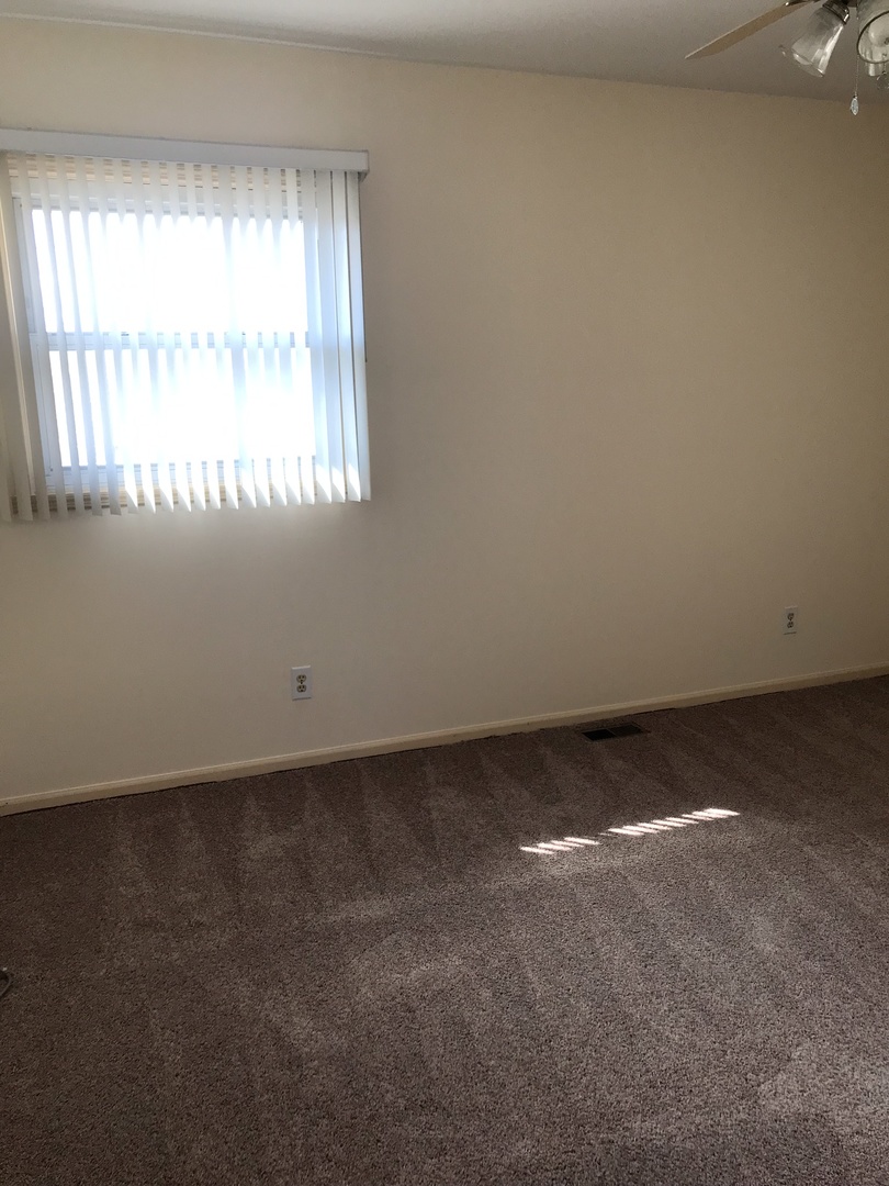 1860 Nottingham Drive Aurora, IL 60505 - Photo 16 of 26