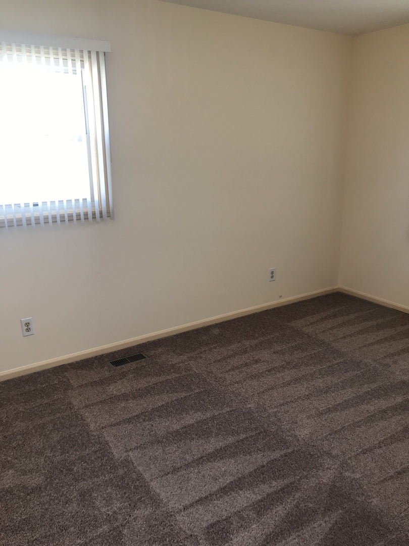 1860 Nottingham Drive Aurora, IL 60505 - Photo 17 of 26