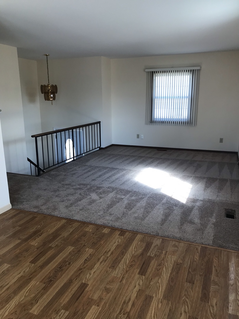 1860 Nottingham Drive Aurora, IL 60505 - Photo 9 of 26