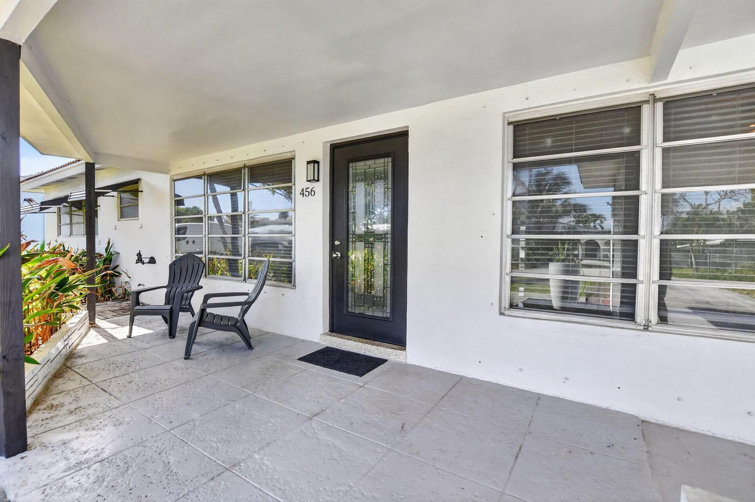 456 Northeast 28th Terrace Boca Raton, FL 33431 - Photo 3 of 23 20260507201658695472000000-o