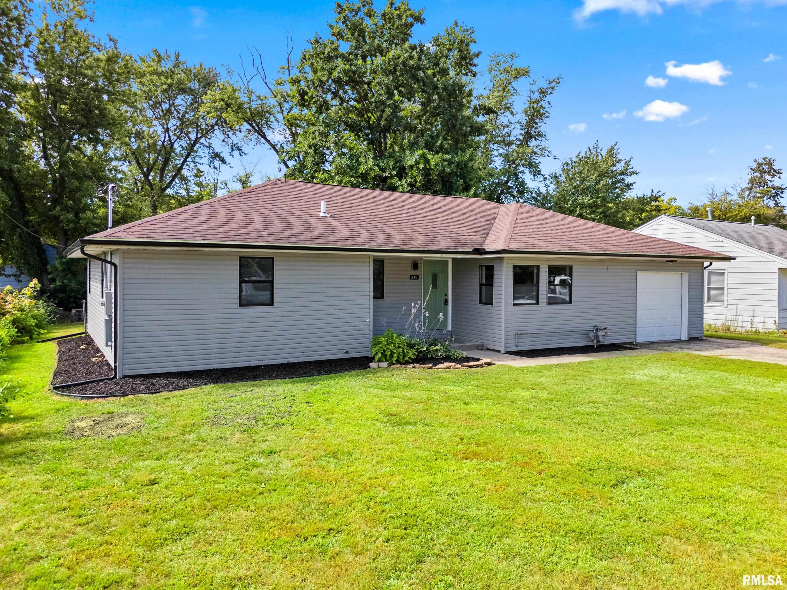 240 Park Road Creve Coeur, IL 61610 - Photo 38 of 39 Gallery Image 38