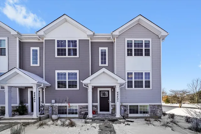 $294,900 | 6640 Linden Trail, Unit A, Wonder Lake, IL 60097