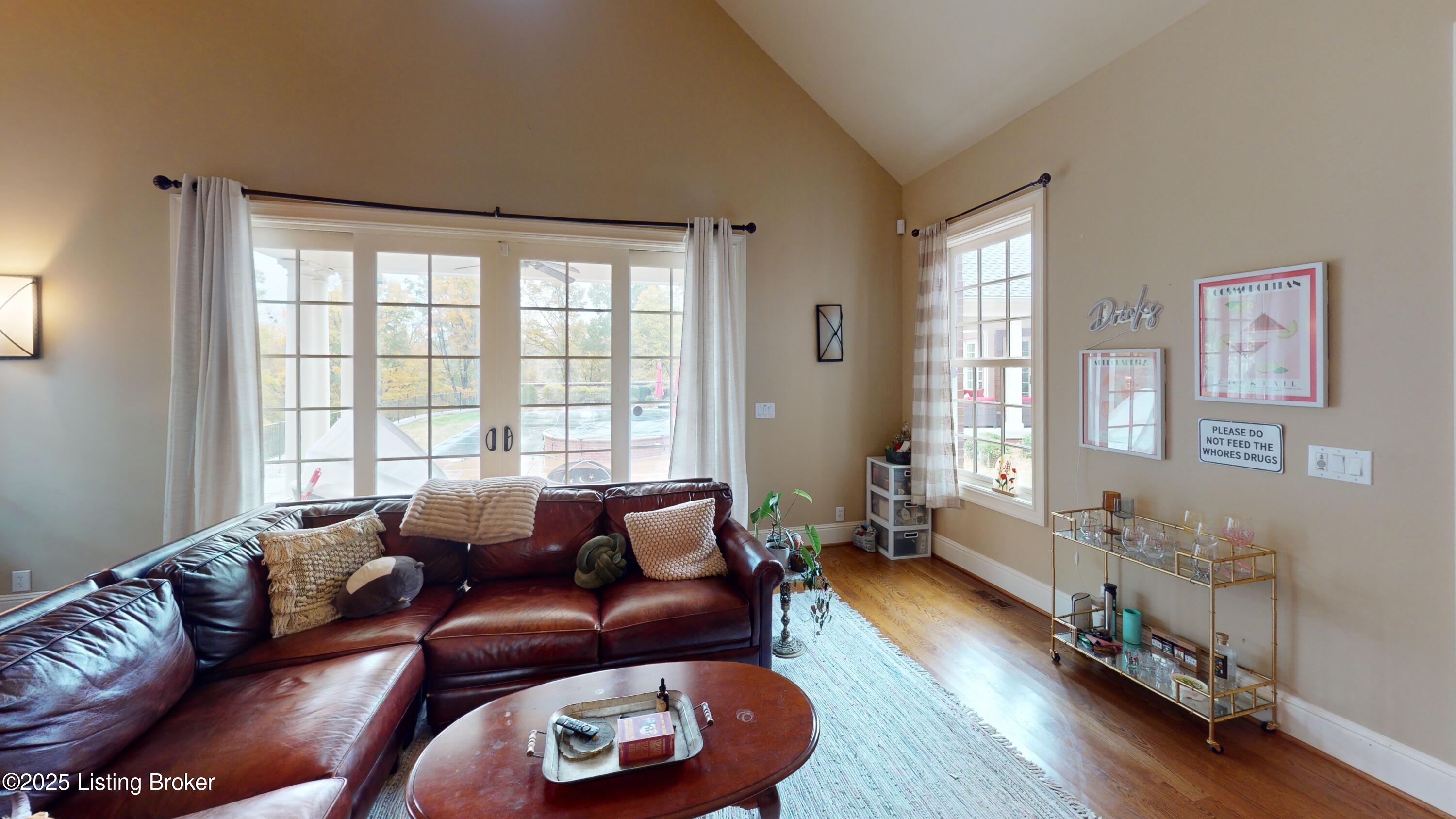 5200 Blakely Ridge Road Louisville, KY 40222 - Photo 123 of 140 Living-Room (4)