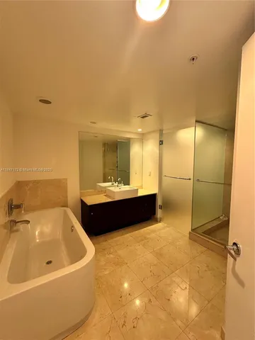 $5,050 | 200 Sunny Isles Boulevard, Unit 2501, Sunny Isles Beach, FL 33160