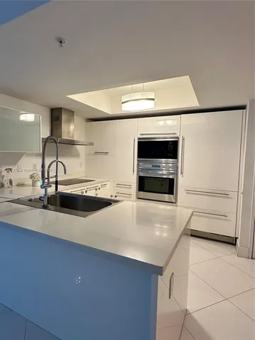 $5,050 | 200 Sunny Isles Boulevard, Unit 2501, Sunny Isles Beach, FL 33160