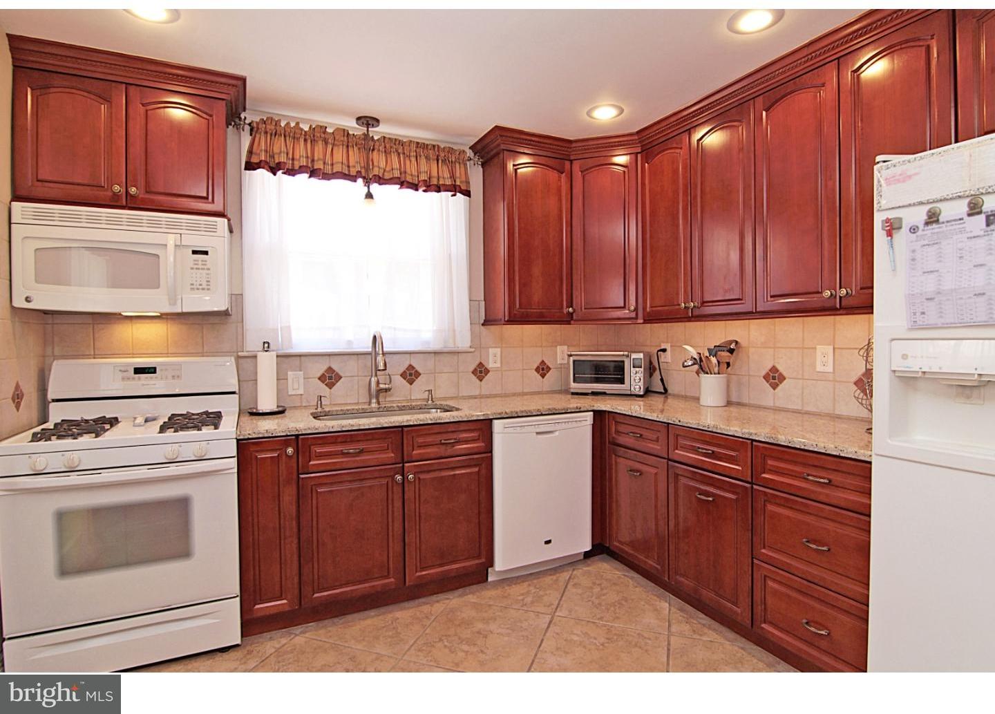 117 Golf Hills Road Havertown, PA 19083 - Photo 2 of 8 Kitchen