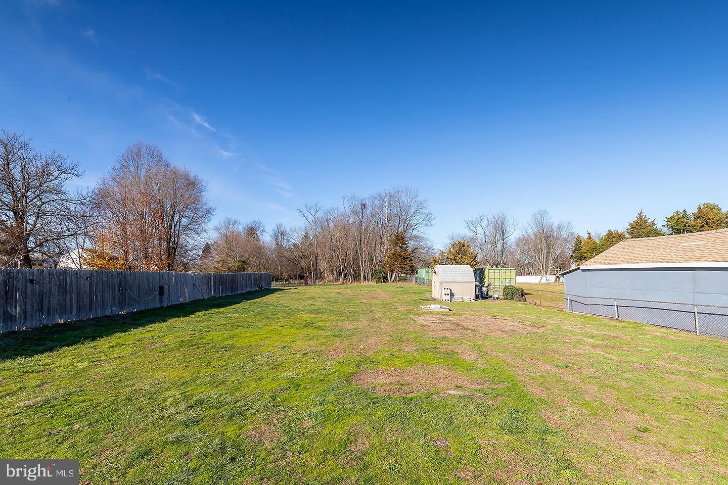 535 Fish Pond Road Glassboro, NJ 08028 - Photo 8 of 45 HUGE Yard!