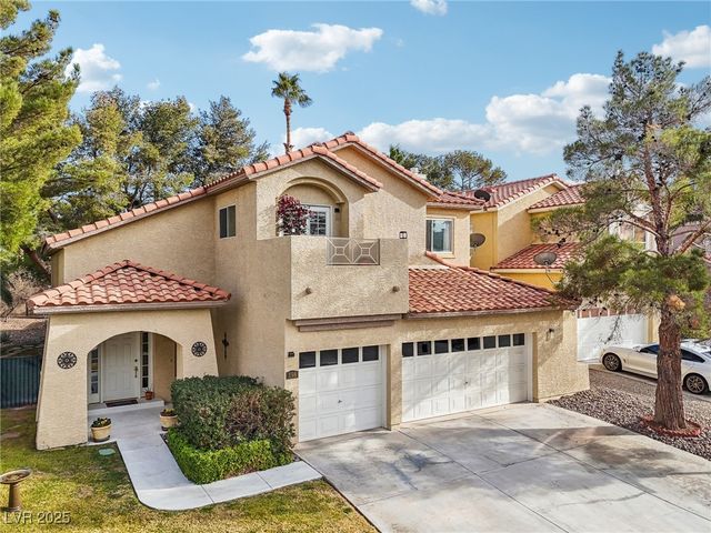 $680,000 | 198 Adomeit Drive, Henderson, NV 89074
