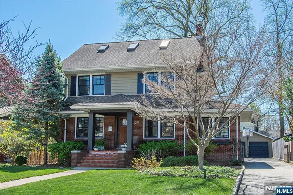 $859,000 | 229 Watchung Avenue, Montclair, NJ 07043