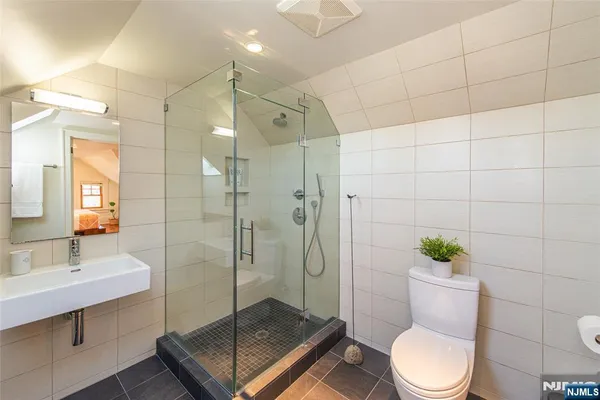 $859,000 | 229 Watchung Avenue, Montclair, NJ 07043