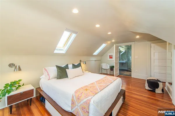 $859,000 | 229 Watchung Avenue, Montclair, NJ 07043