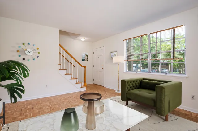 $234,900 | 1002 Willow Drive, Unit 37, Chapel Hill, NC 27514