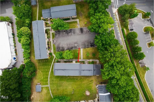 $234,900 | 1002 Willow Drive, Unit 37, Chapel Hill, NC 27514