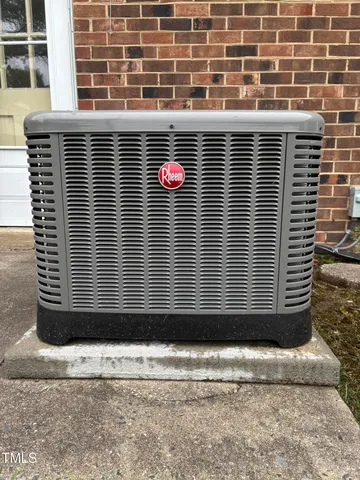 $234,900 | 1002 Willow Drive, Unit 37, Chapel Hill, NC 27514