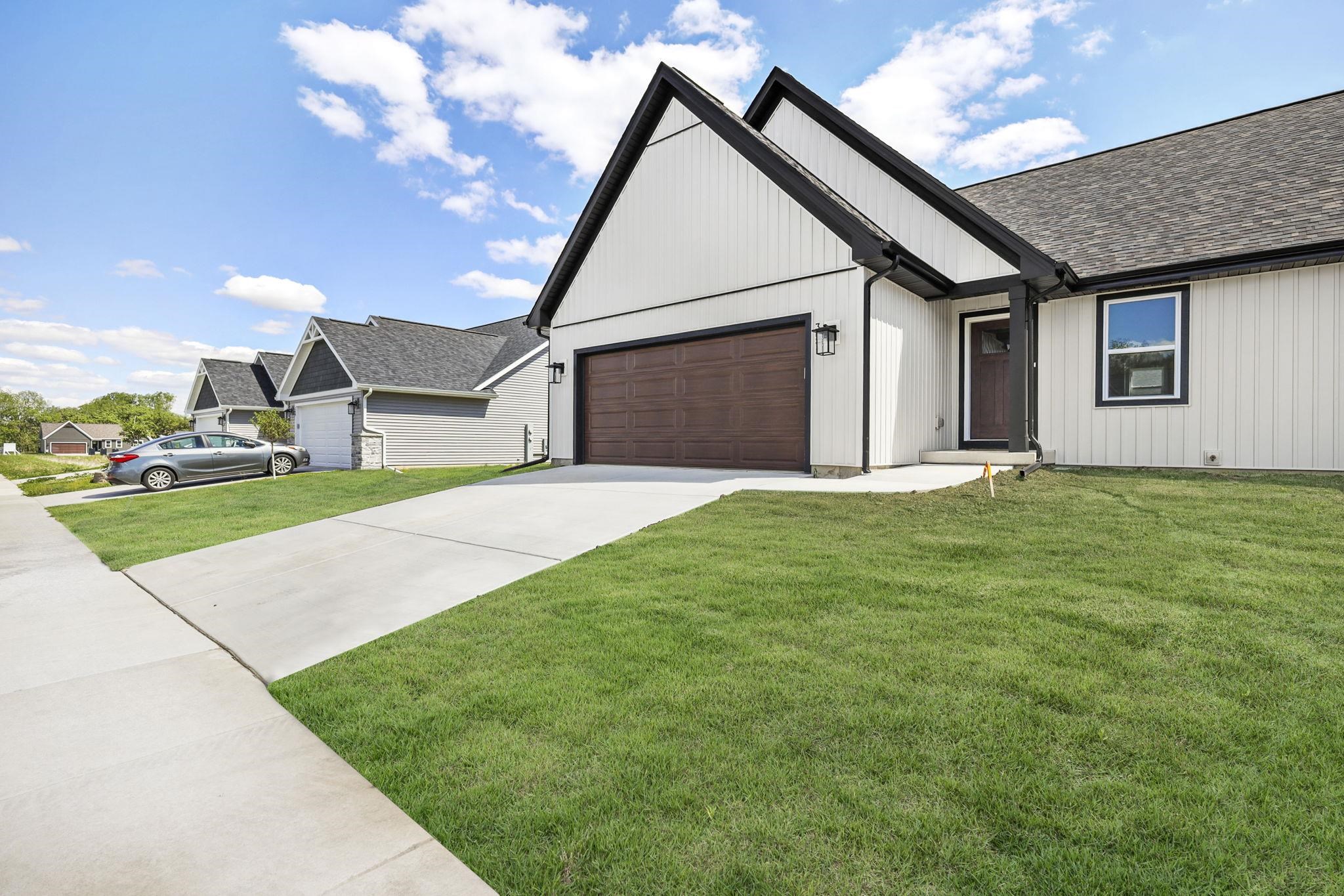 357 Lilac, Unit 69 Stoughton, WI 53589 - Photo 3 of 36