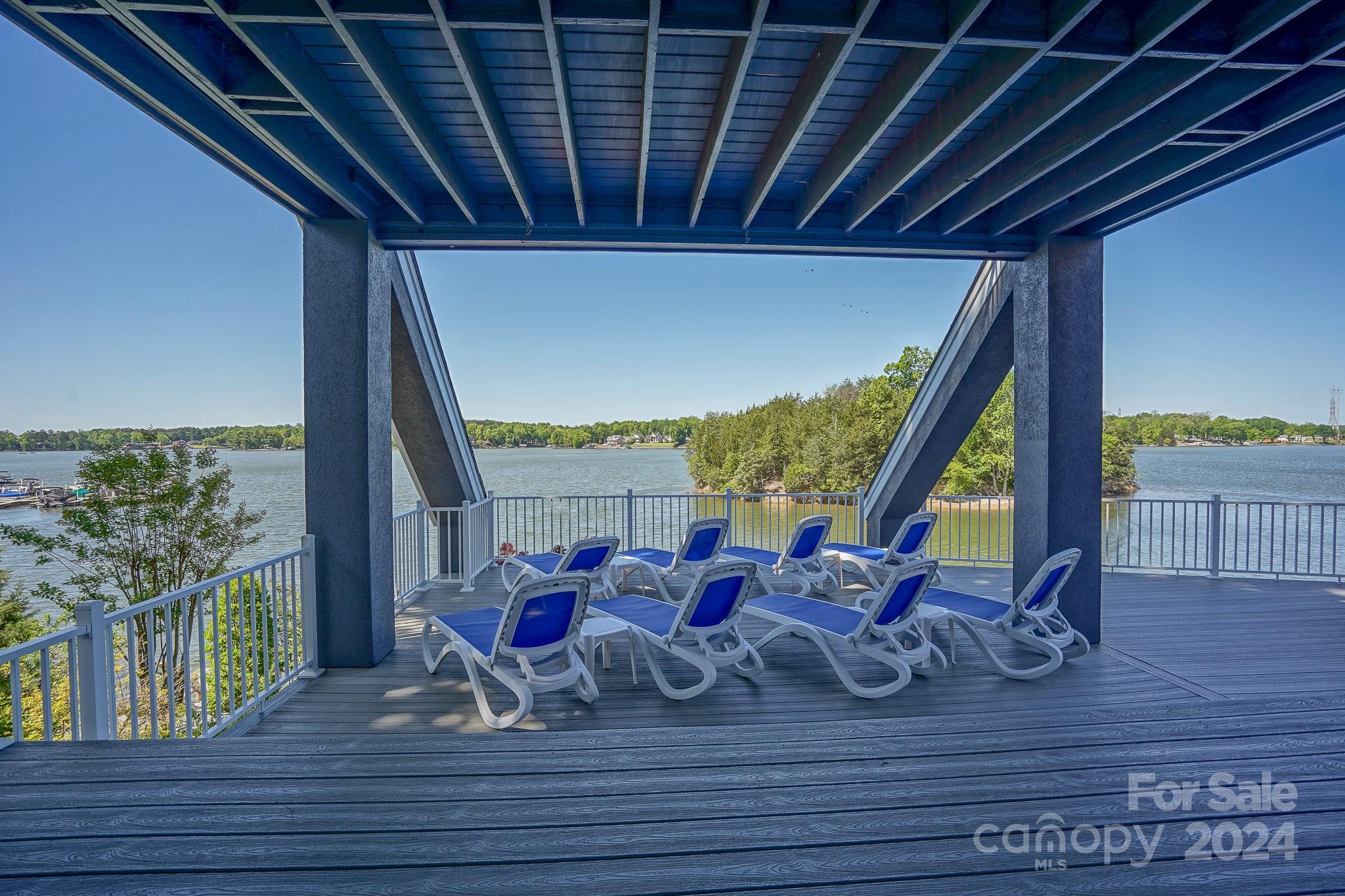 14043 Point Lookout Road Charlotte, NC 28278 - Photo 11 of 48 Gallery Image 11